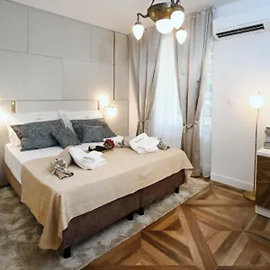 Гостевой дом Garden Luxury, Сплит