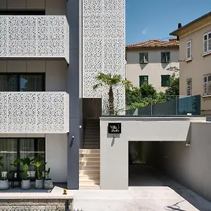 Luxury Mala 아파트