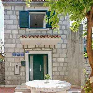 And Stone House Spalato